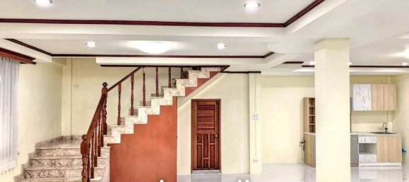 4 bedrooms Cafe / restaurant in Bangkok, Thailand No. 21493 8