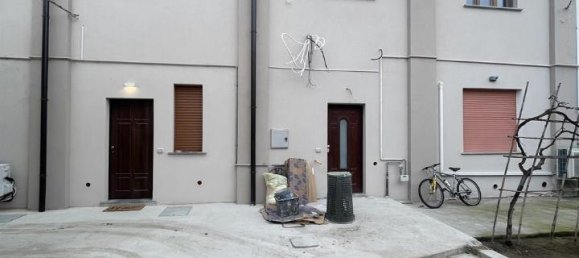 2غرفة منزل في Vittuone, Italy رقم 26309 22