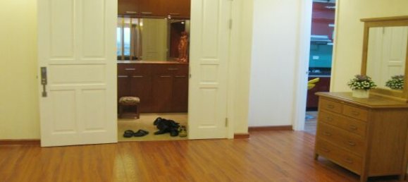 3 Schlafzimmer Wohnung in Tay Ho, Vietnam, Nr. 6107 2