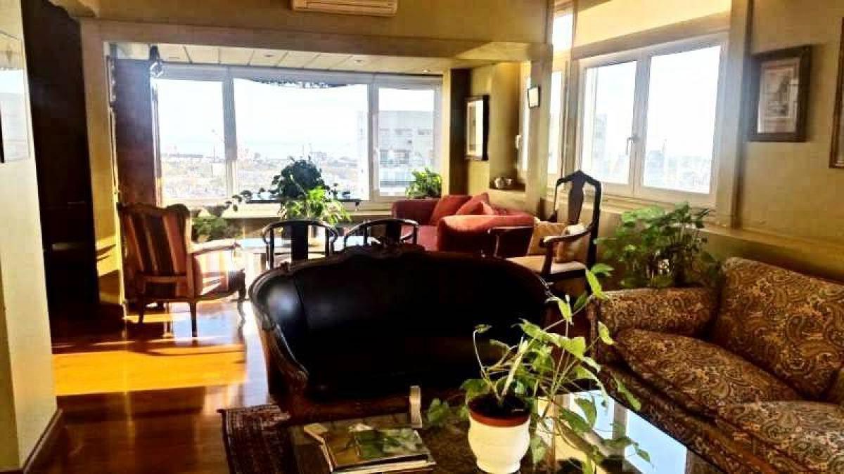 3 bedrooms Apartment in Buenos Aires, Argentina No. 75618