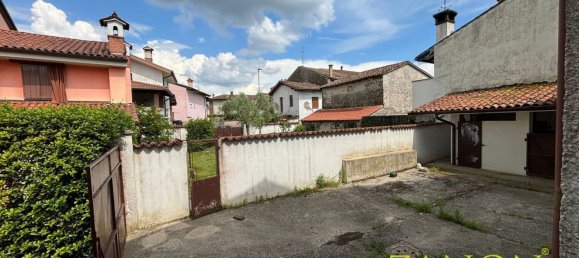  عقار تجاري في Gorizia, Italy 140متر مربع رقم 85668 4