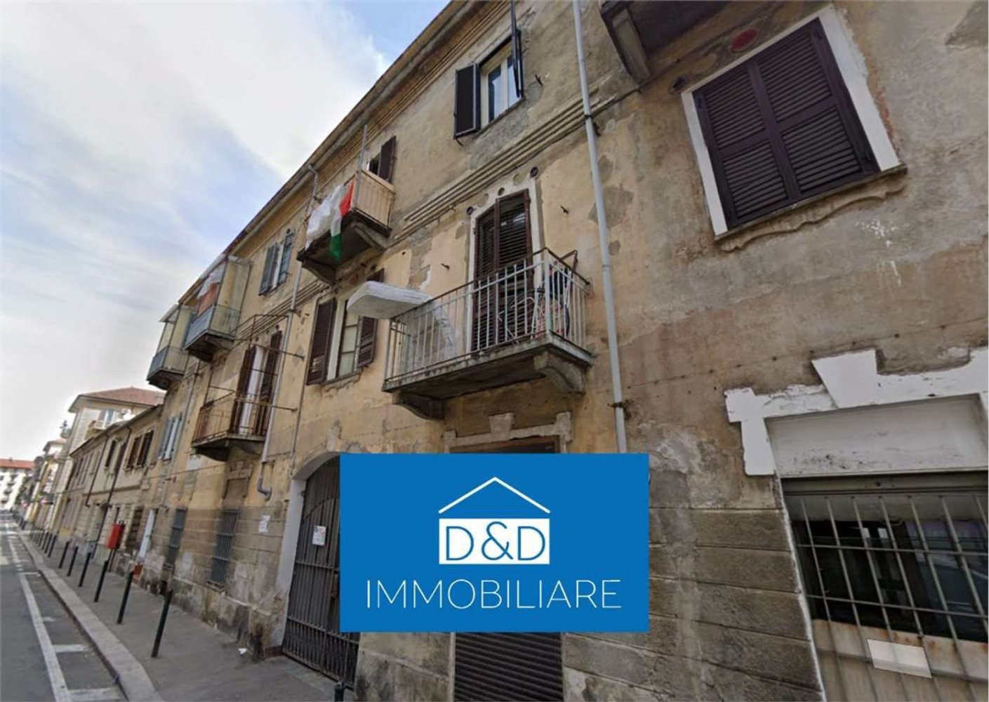 2 rooms Apartment in Turin, Italy No. 198249