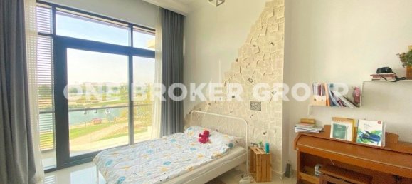 5 chambres Villa à Dubai, UAE No. 1010 16