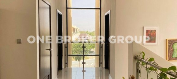 5 chambres Villa à Dubai, UAE No. 1010 14