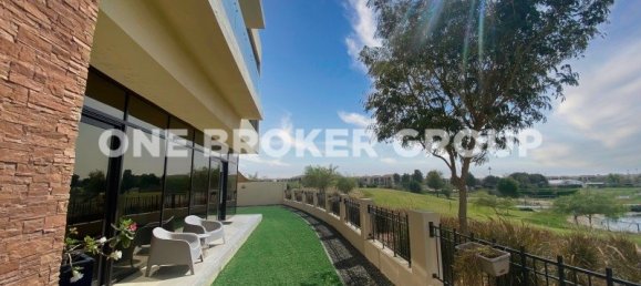 5 chambres Villa à Dubai, UAE No. 1010 23