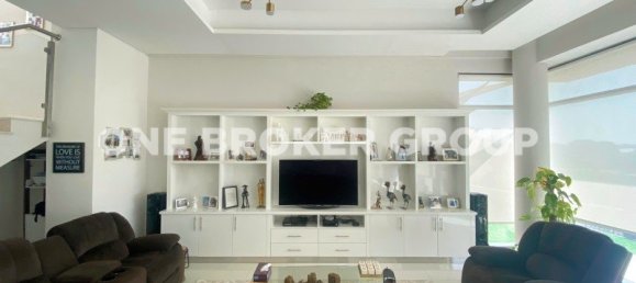 5 chambres Villa à Dubai, UAE No. 1010 9