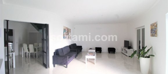 بناية في Portimao, Portugal 351متر مربع رقم 121128 8