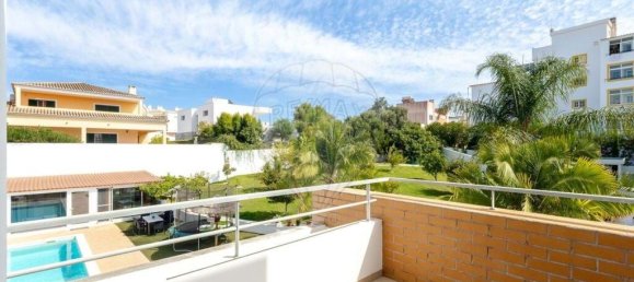 Villa de 3 dormitorios en Portimao, Portugal No. 352287 13