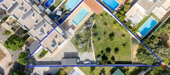 Villa de 3 dormitorios en Portimao, Portugal No. 352287 40