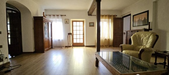 Moradia em banda T2 em Chateaumeillant, France N.º 250760 7