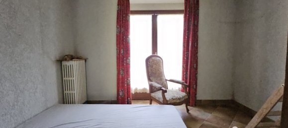 Moradia em banda T2 em Chateaumeillant, France N.º 250760 12