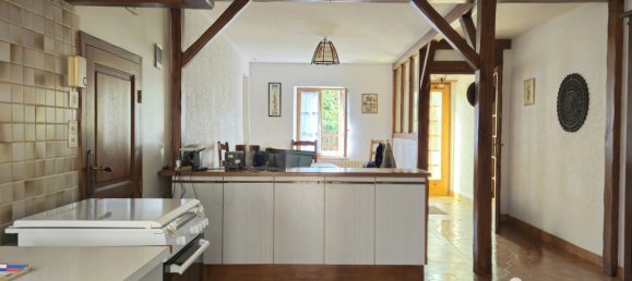 Moradia em banda T2 em Chateaumeillant, France N.º 250760 3