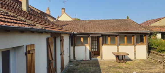 Moradia em banda T2 em Chateaumeillant, France N.º 250760 15