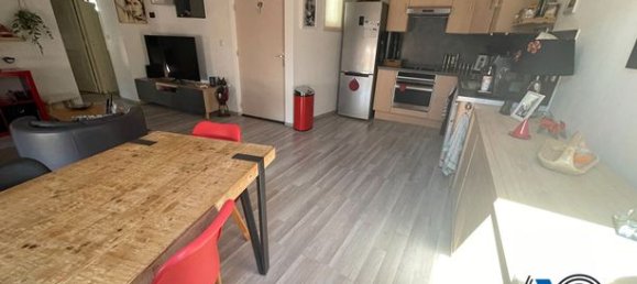 Apartamento de 2 dormitorios en Cuers, France No. 312995 8