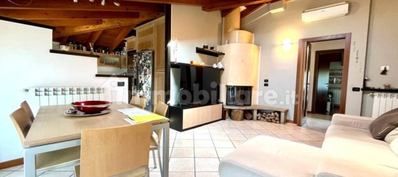 3 bedrooms Apartment in Arcisate, Italy No. 380031 2
