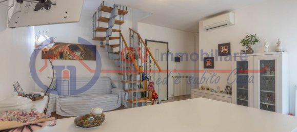 3 bedrooms Duplex in Grosseto, Italy No. 339689 9