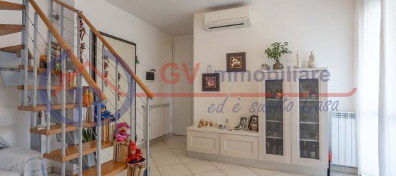 3 bedrooms Duplex in Grosseto, Italy No. 339689 8