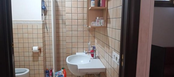 Дом с 5 комнатами в Пагани, Италия № 229407 6