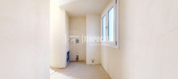 Квартира с 3 комнатами в Кунео, Италия № 286564 22