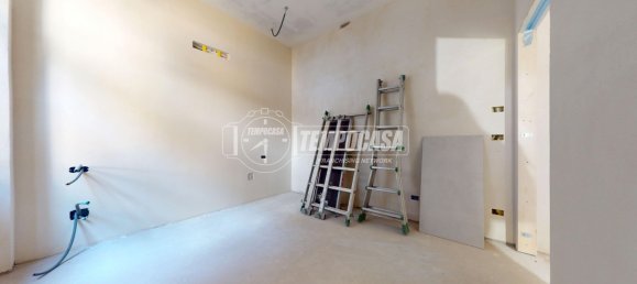 Квартира с 3 комнатами в Кунео, Италия № 286564 25