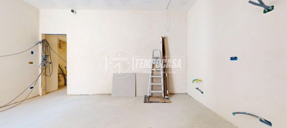 Квартира с 3 комнатами в Кунео, Италия № 286564 15