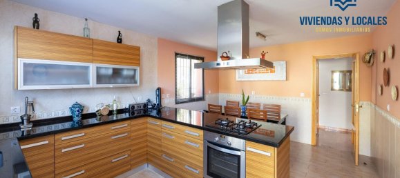 4 chambres Maison à Jun, Spain No. 94981 10