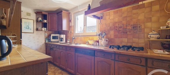 3 bedrooms House in Ormesson-sur-Marne, France No. 174920 8