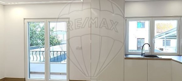 4 bedrooms House in Palmela, Portugal No. 22367 6