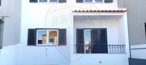 4 bedrooms House in Palmela, Portugal No. 22367 3