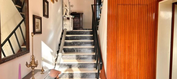 7 rooms Villa in Udine, Italy No. 21184 2