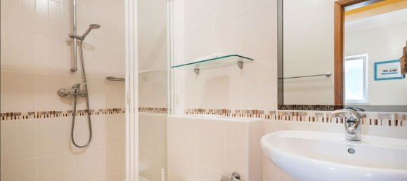 4 bedrooms Villa in Lagoa, Portugal No. 275780 17