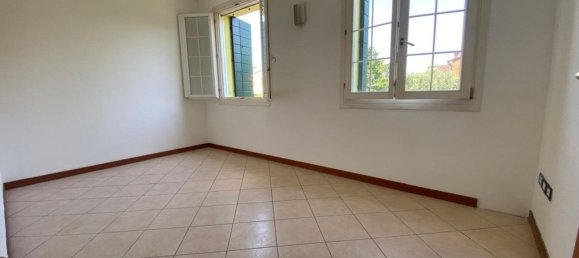 8-salle Villa à Villaga, Italy No. 293035 11