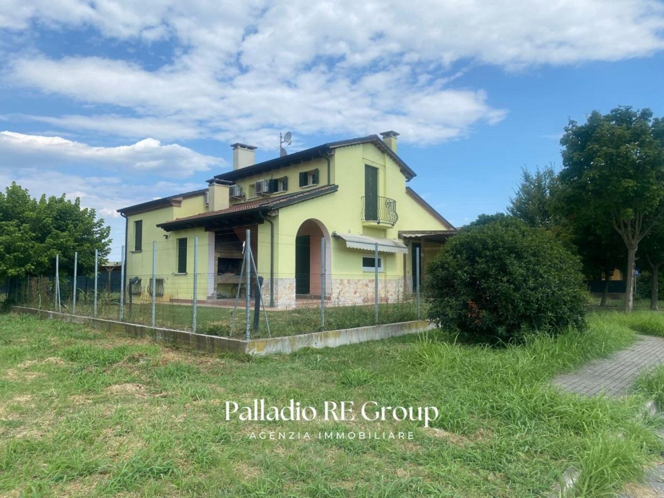 8-salle Villa à Villaga, Italy No. 293035