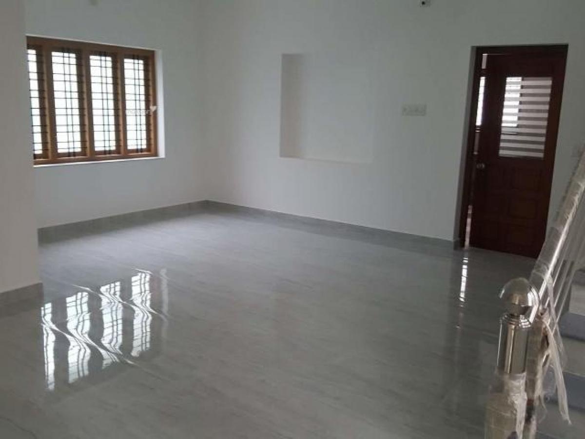 Casa de 3 dormitorios en Palakkad, India No. 51803