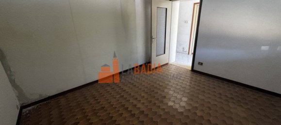 7 bedrooms Villa in Canda, Italy No. 262392 19