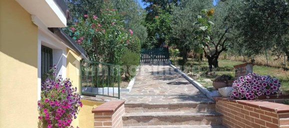 2 bedrooms Villa in Toro, Italy No. 341595 2