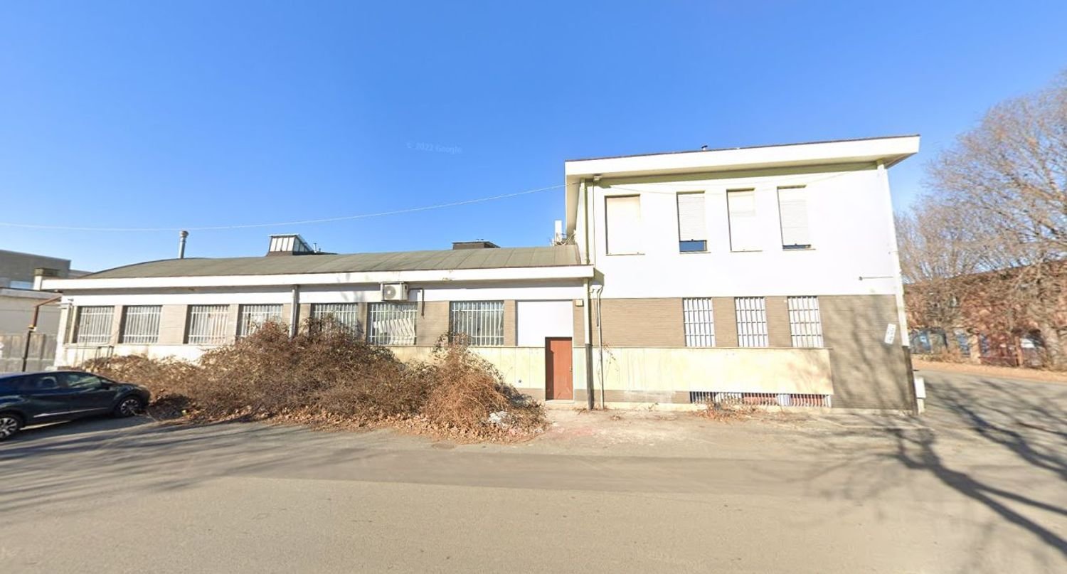 946m² Warehouse in Borgaro Torinese, Italy No. 337519