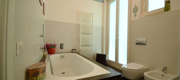 7 rooms Apartment in Verona, Italy No. 283971 17