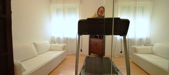 7 rooms Apartment in Verona, Italy No. 283971 10