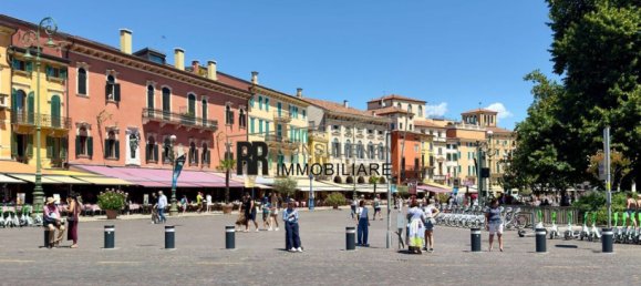 7 rooms Apartment in Verona, Italy No. 283971 21