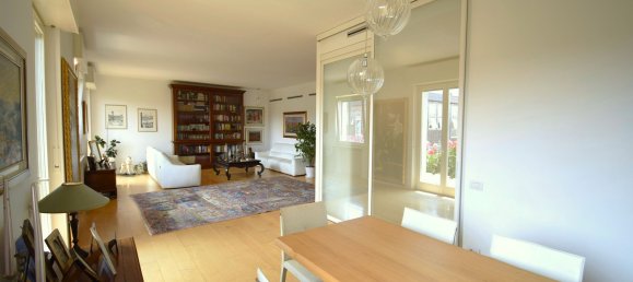 7 rooms Apartment in Verona, Italy No. 283971 2