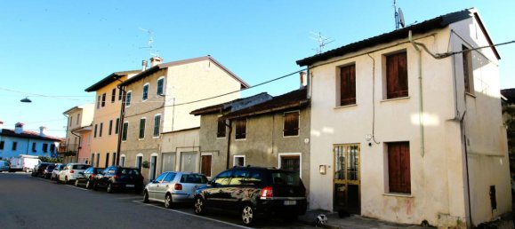 2 rooms House in Udine, Italy No. 23634 20