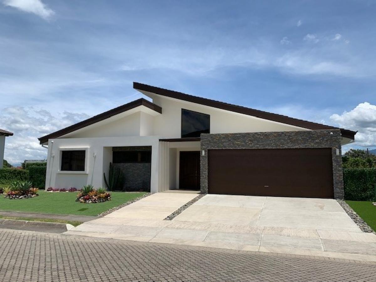 3 bedrooms Condo in Santa Ana, Costa Rica No. 733