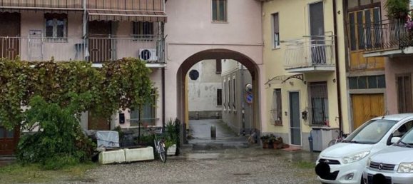 2 rooms Apartment in Garbagnate Milanese, Italy No. 182622 3