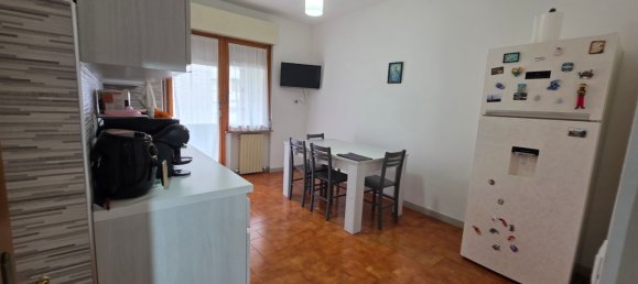 5 rooms Apartment in Perugia, Italy No. 276324 3