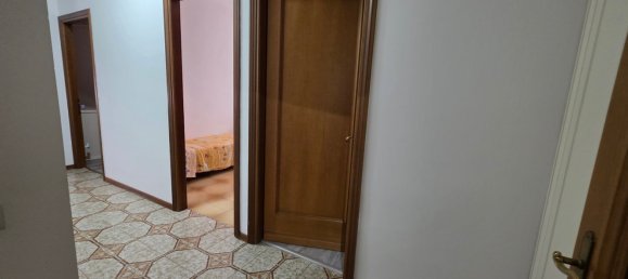 5 rooms Apartment in Perugia, Italy No. 276324 34