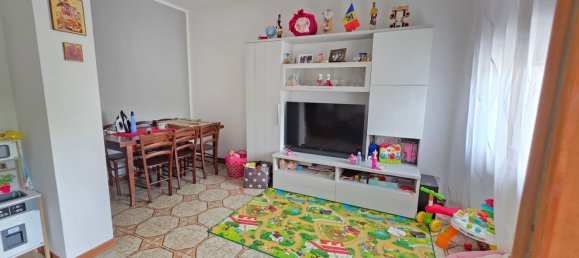 5 rooms Apartment in Perugia, Italy No. 276324 10