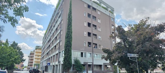 5 rooms Apartment in Perugia, Italy No. 276324 2