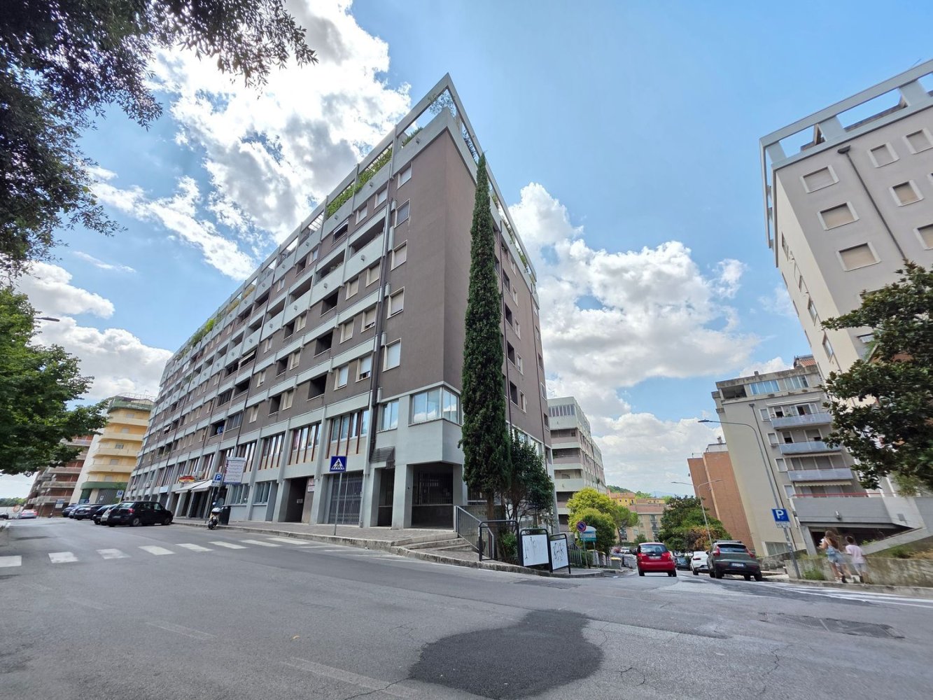 5 rooms Apartment in Perugia, Italy No. 276324