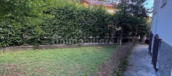Villa de 4 dormitorios en Borgosesia, Italy No. 333390 9